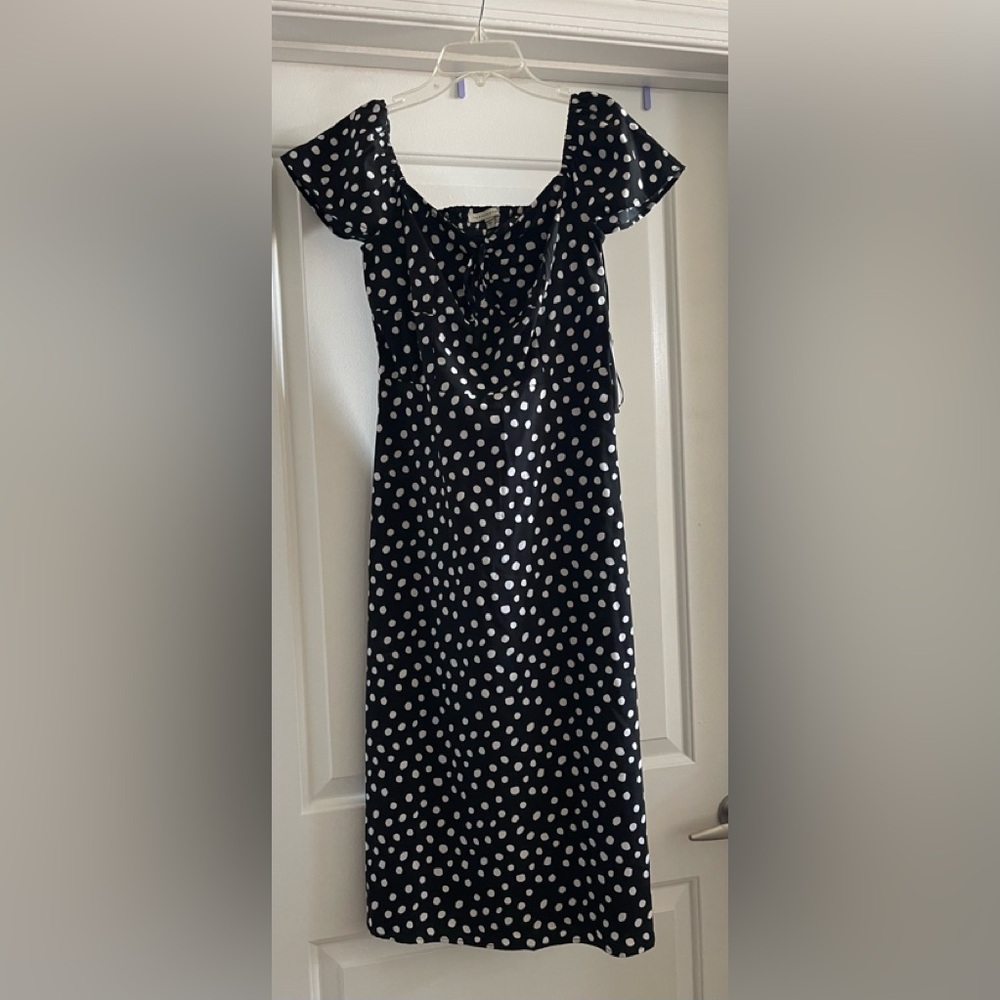 Black & White Polka Dot Sweetheart Neck Dress